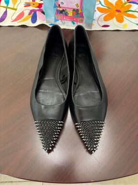 Zara Black Pointed-Toe Studded Flats